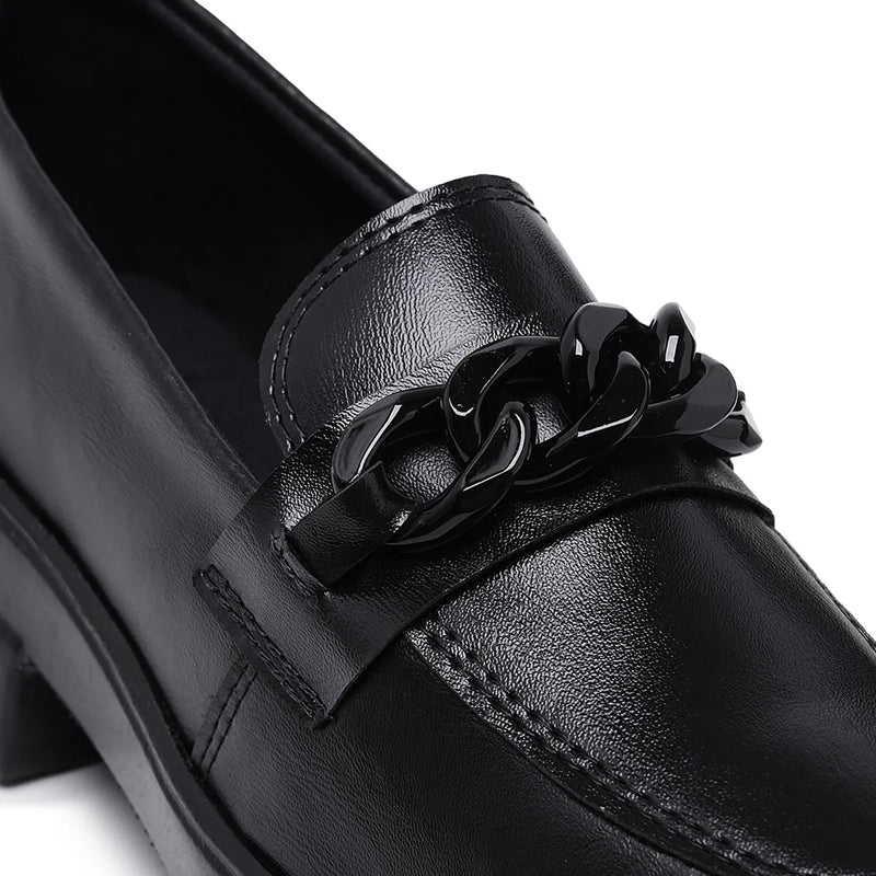 Mocassim Feminino Casual com Corrente