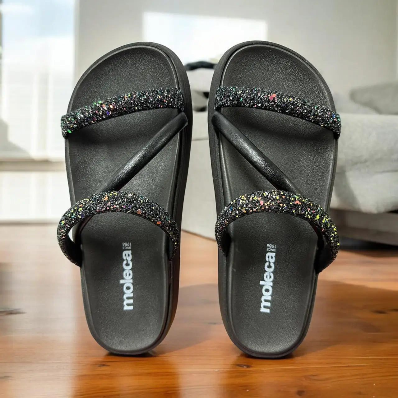 Sandália Brilho Suave Moleca