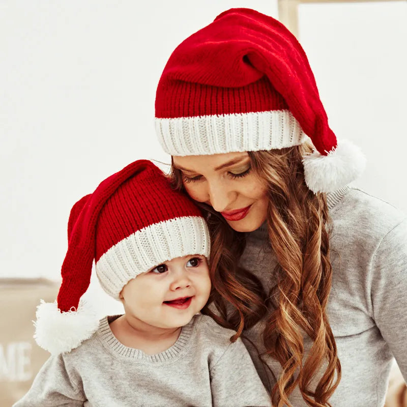 Gorro de Natal de Malha com Pompom: Fofo e Macio para Adultos e Crianças