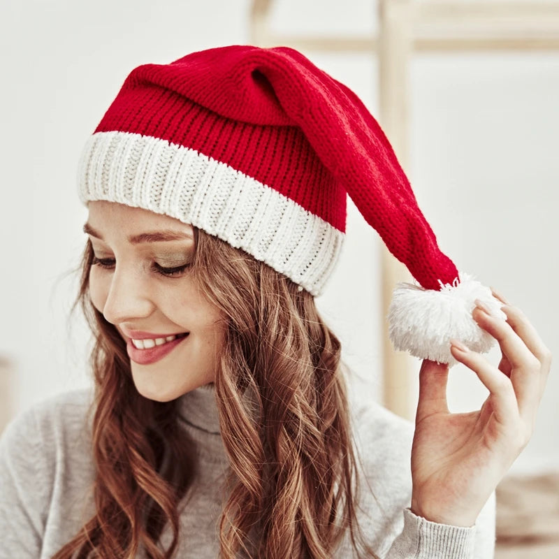 Gorro de Natal de Malha com Pompom: Fofo e Macio para Adultos e Crianças