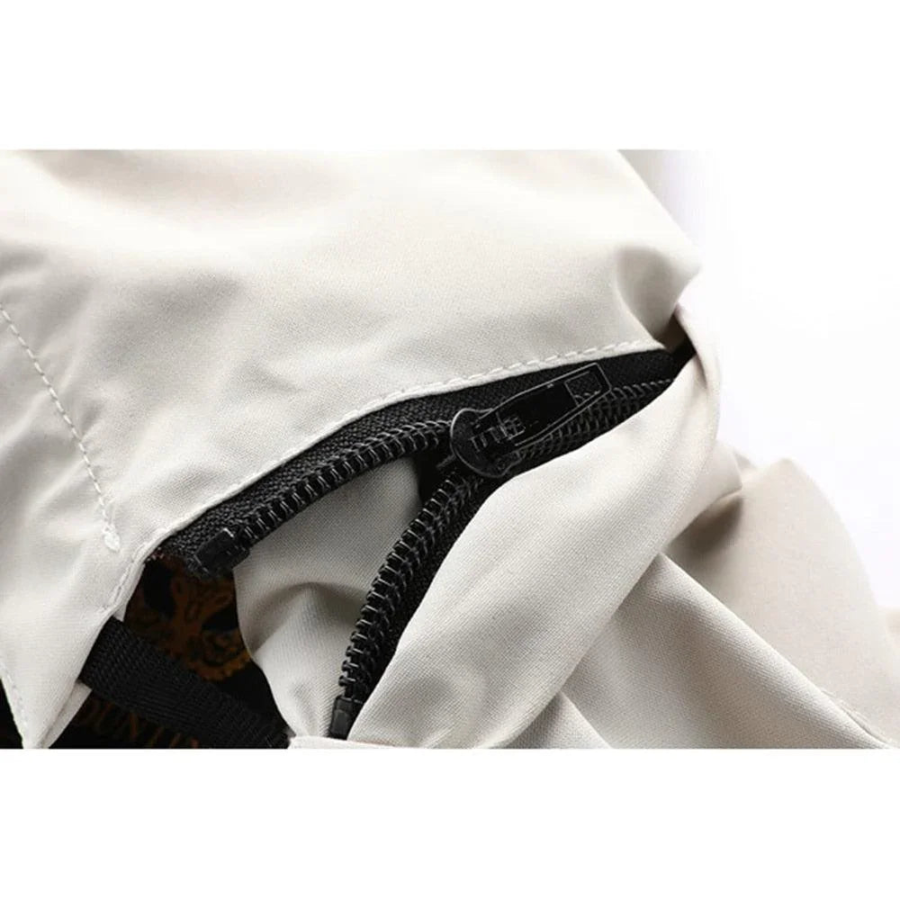 Casaco de Inverno com Capuz: Proteção à Prova D'Água para os Dias Frios - Loja Universo 4V