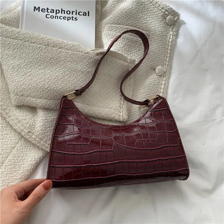 Bolsa Casual Retrô Feminina - Elegância em Couro com Alça de Corrente