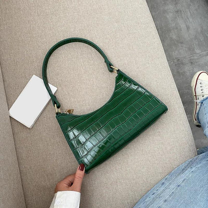 Bolsa Casual Retrô Feminina - Elegância em Couro com Alça de Corrente