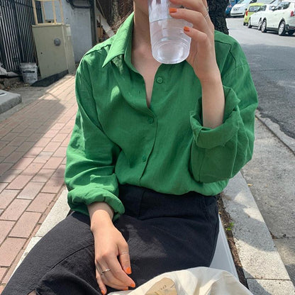 Camisas Vintage Femininas em Algodão e Linho: Elegância Retrô para 2024 - Loja Universo 4V