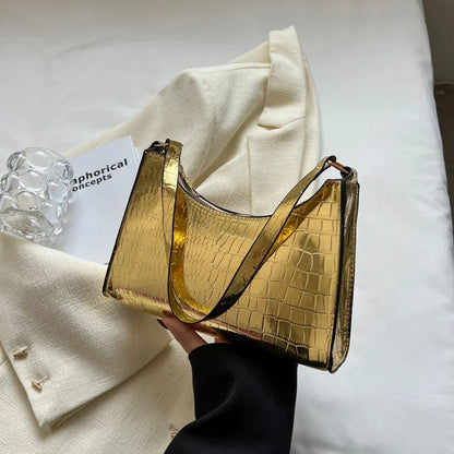 Bolsa Casual Retrô Feminina - Elegância em Couro com Alça de Corrente