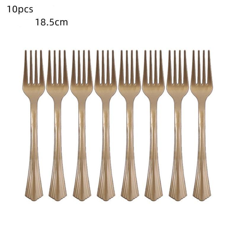 Kit Festa com Toalha de Mesa, Pratos, Copos e Talheres Descartáveis: Conveniência para suas Celebrações - Loja Universo 4V