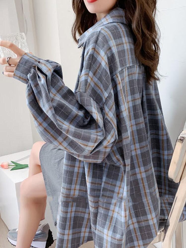 Camisa Feminina Xadrez: Moda Coreana Oversize para um Estilo Harajuku Descolado