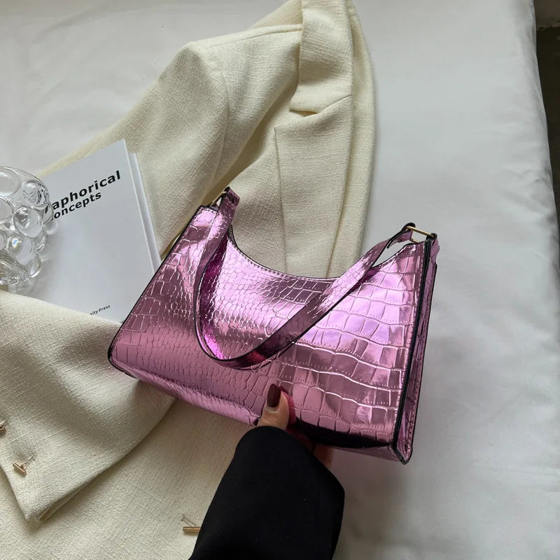 Bolsa Casual Retrô Feminina - Elegância em Couro com Alça de Corrente