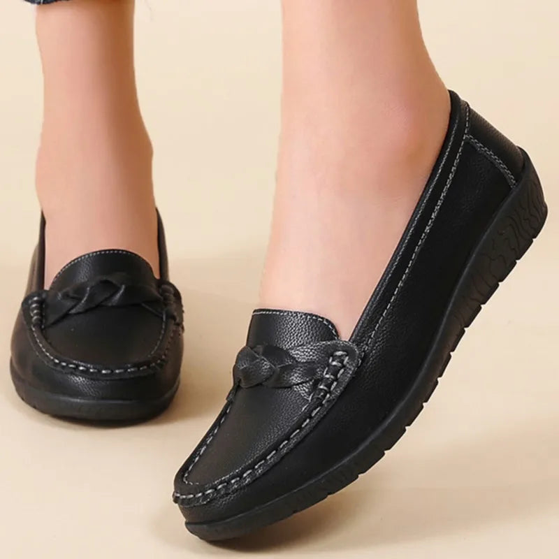 Mocassim Feminino de Couro Legítimo