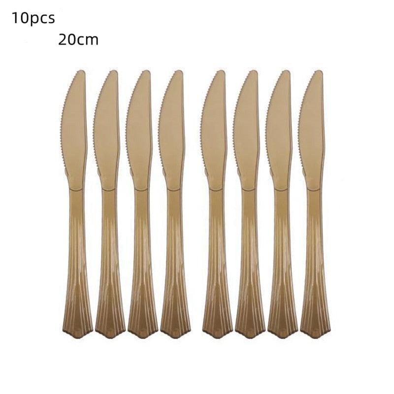 Kit Festa com Toalha de Mesa, Pratos, Copos e Talheres Descartáveis: Conveniência para suas Celebrações - Loja Universo 4V