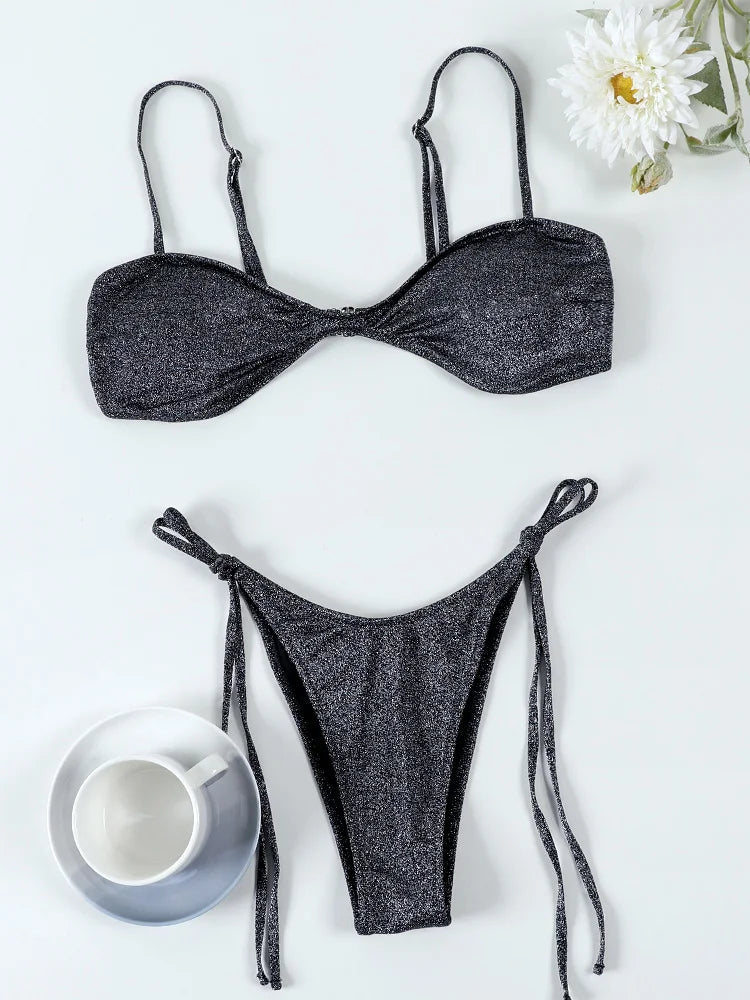 Conjunto de Biquíni Triângulo Miyouj com Bandage - Elegância e Brilho para o Verão