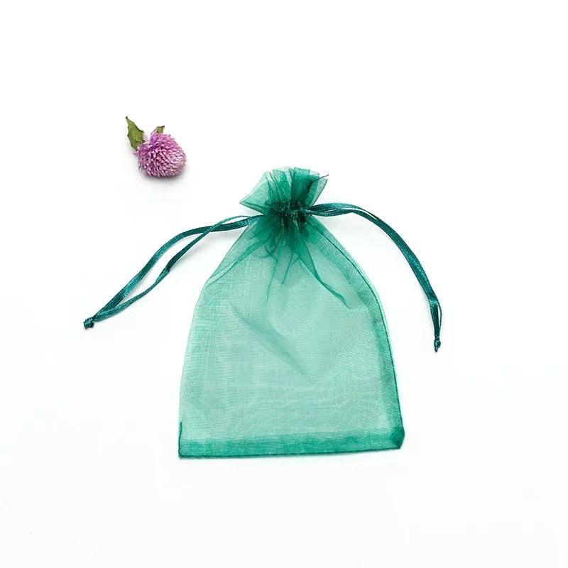 Saco de presentes 50 peças: Ideal para Ocasiões Especiais, Diversos Tamanhos Disponíveis, Estampas Variadas e Coloridas, Feitos de Material Resistente, Práticos e Reutilizáveis, Perfeitos para Embalar Presentes com Estilo - Loja Universo 4V