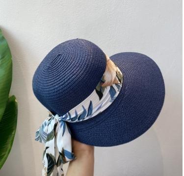 Chapéu Mirela: Elegância e Proteção com Estilo - Loja Universo 4V